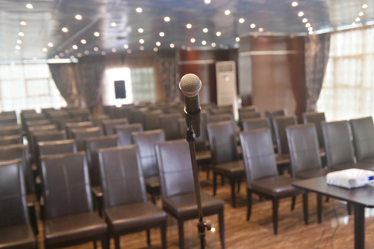 Noubou International Hotel Douala Eksteriør billede