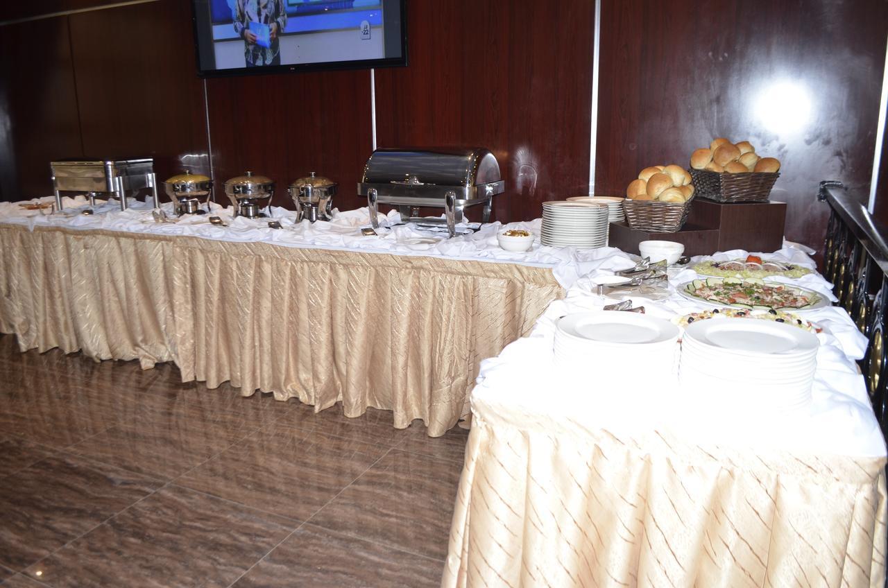Noubou International Hotel Douala Eksteriør billede