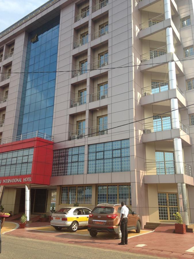 Noubou International Hotel Douala Eksteriør billede