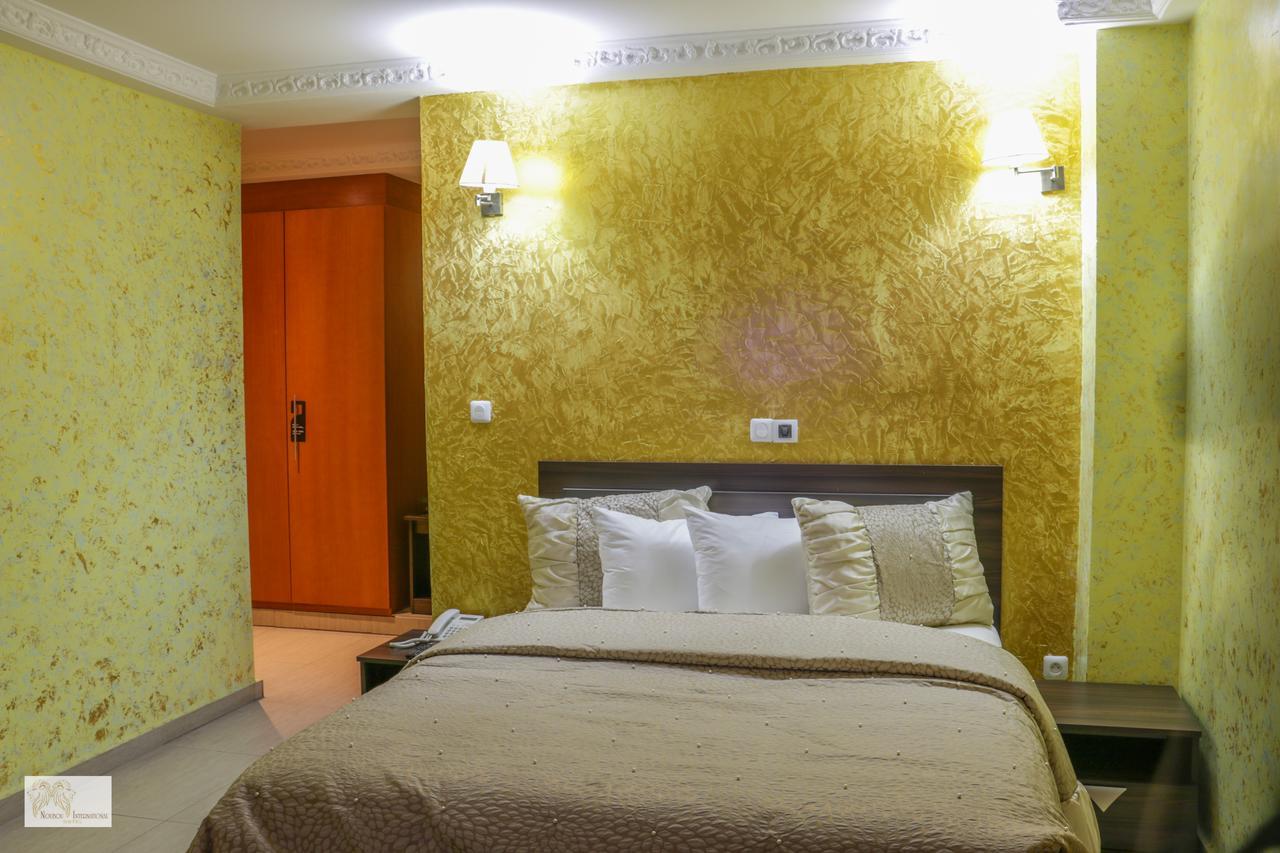 Noubou International Hotel Douala Eksteriør billede