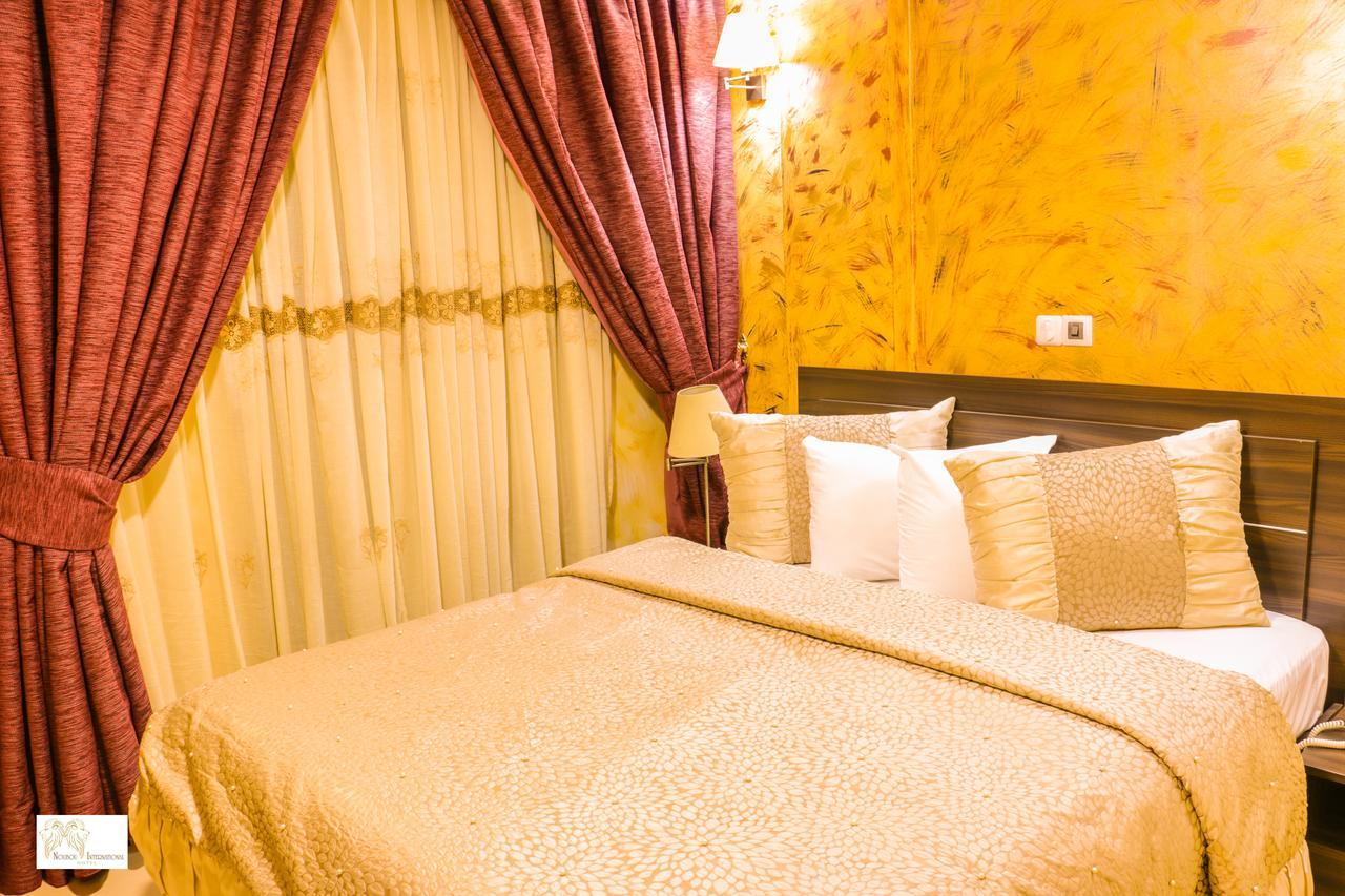 Noubou International Hotel Douala Eksteriør billede